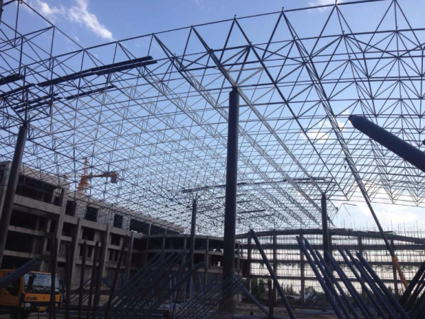 虎林管桁架加工案例